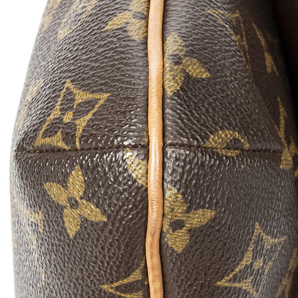 Louis Vuitton Musette Tango - Picture 8 of 10